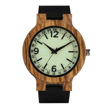Load image into Gallery viewer, Male Light Green Dial Quartz Watch