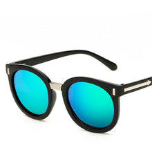 Load image into Gallery viewer, Female Vintage Cat Sunglasses