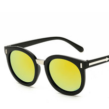 Load image into Gallery viewer, Female Vintage Cat Sunglasses